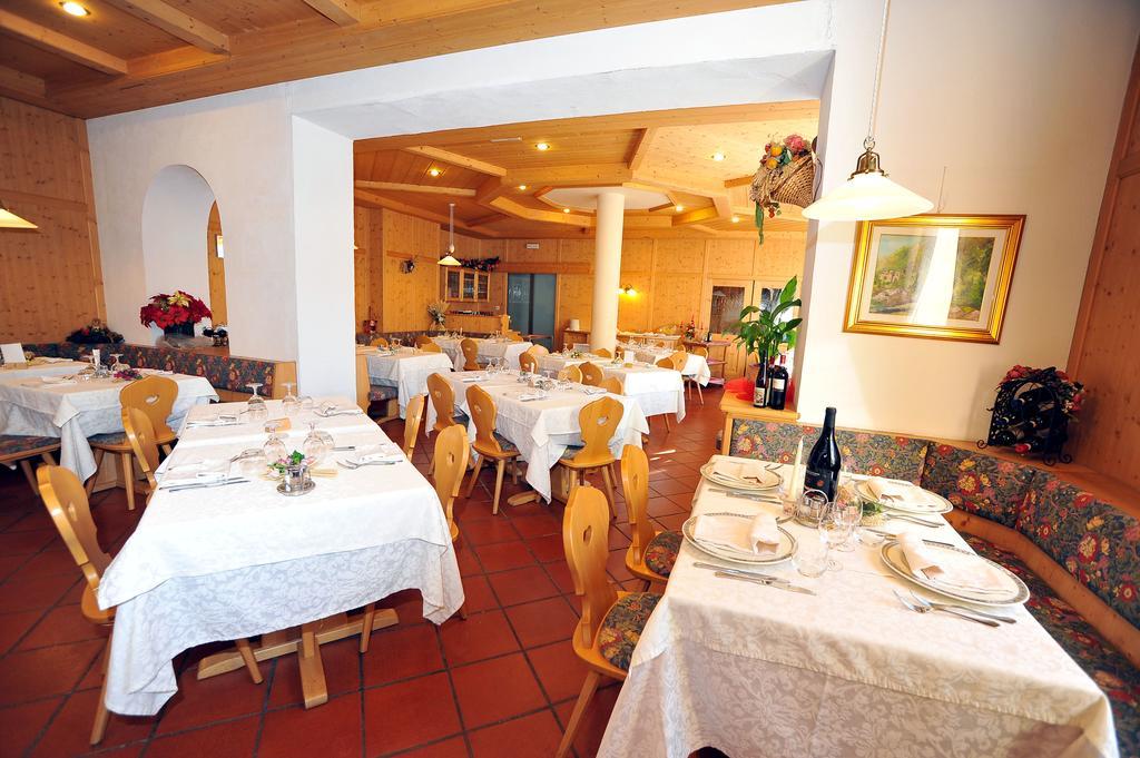 Hotel Capitani Bormio Kültér fotó