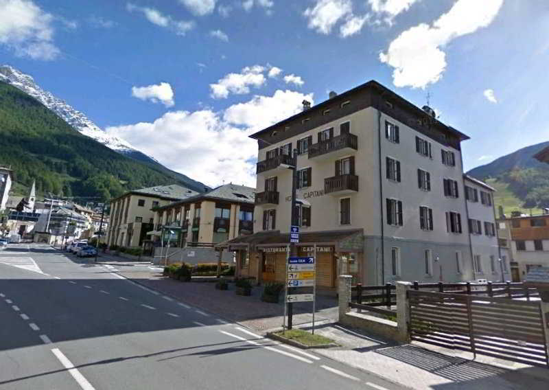 Hotel Capitani Bormio Kültér fotó