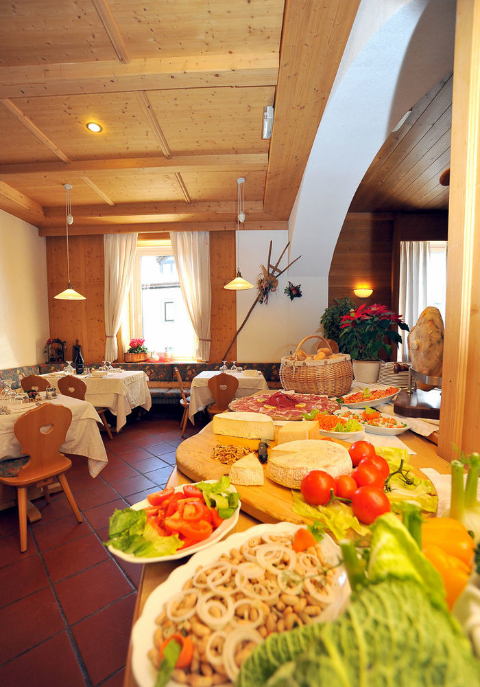 Hotel Capitani Bormio Kültér fotó