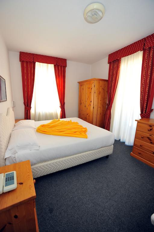 Hotel Capitani Bormio Kültér fotó