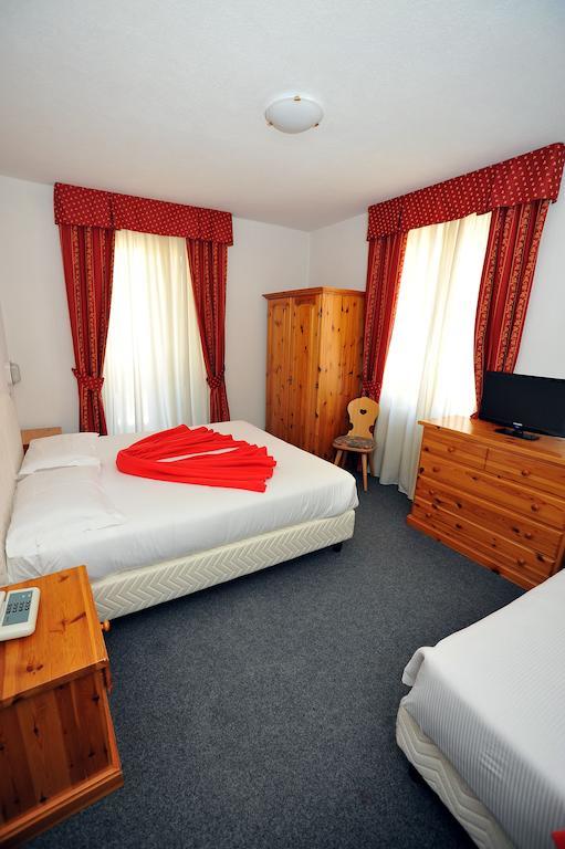Hotel Capitani Bormio Kültér fotó